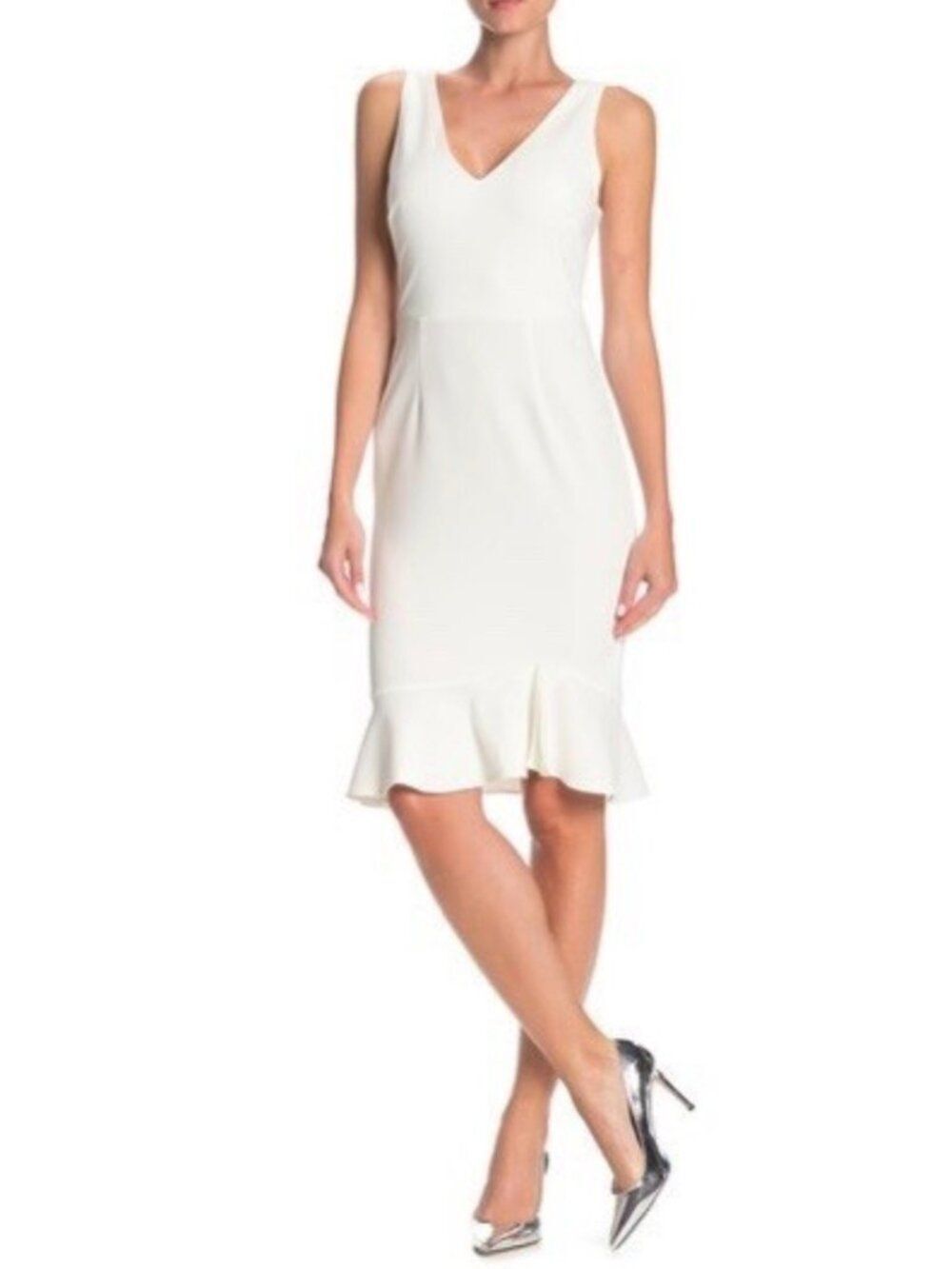 Betsy Johnson Women's  White Stretch Crepe V-Neck Ruffle Hem Dress Size 8